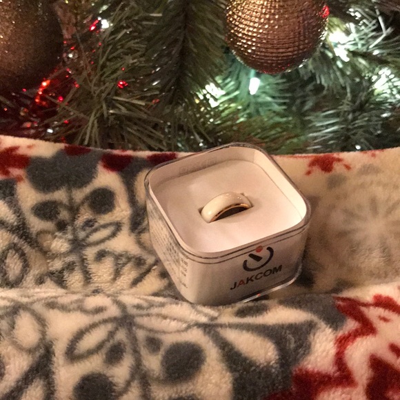 Jakcom Smart Ring White 8# - Picture 4 of 5